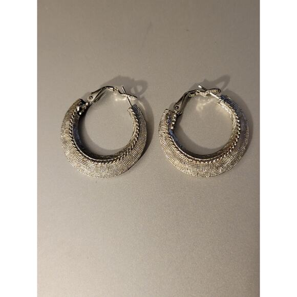 Stainless silver 1" Scrolled Etched Hooped Earrings - Picture 2 of 6